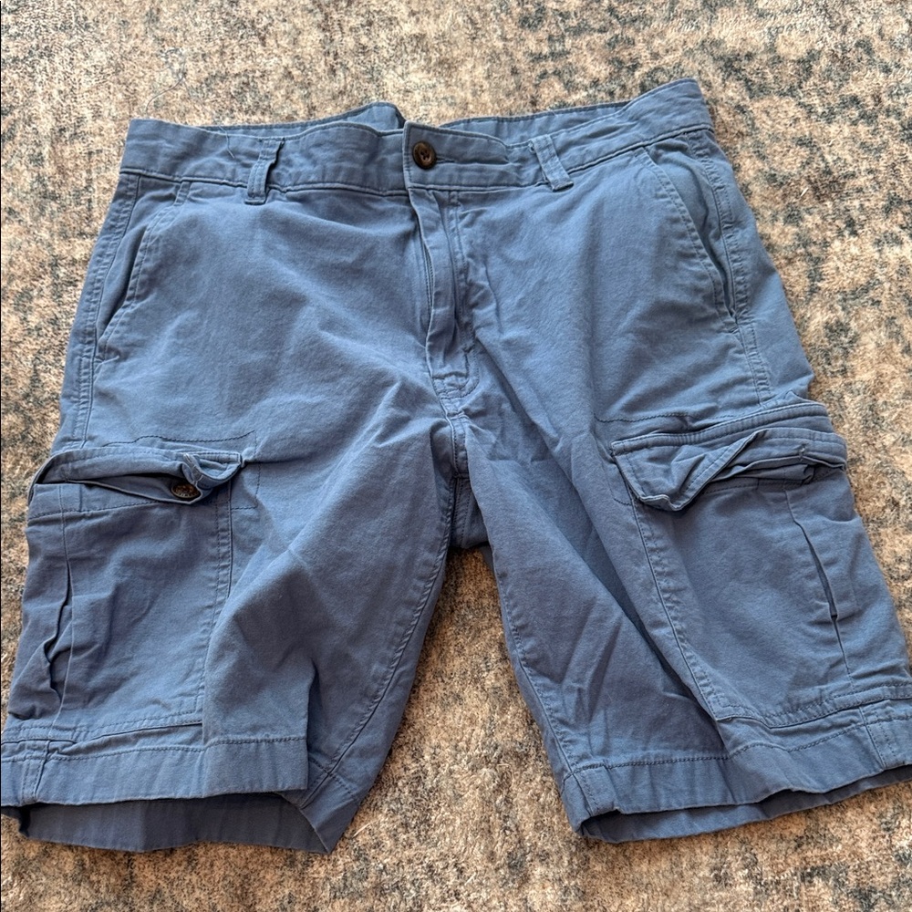 Stylish Men's Cargo Shorts in Blue